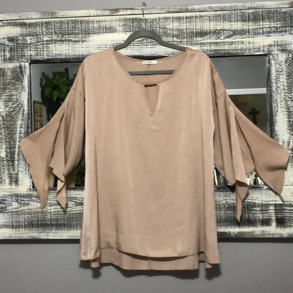NWT Elegant Blouse